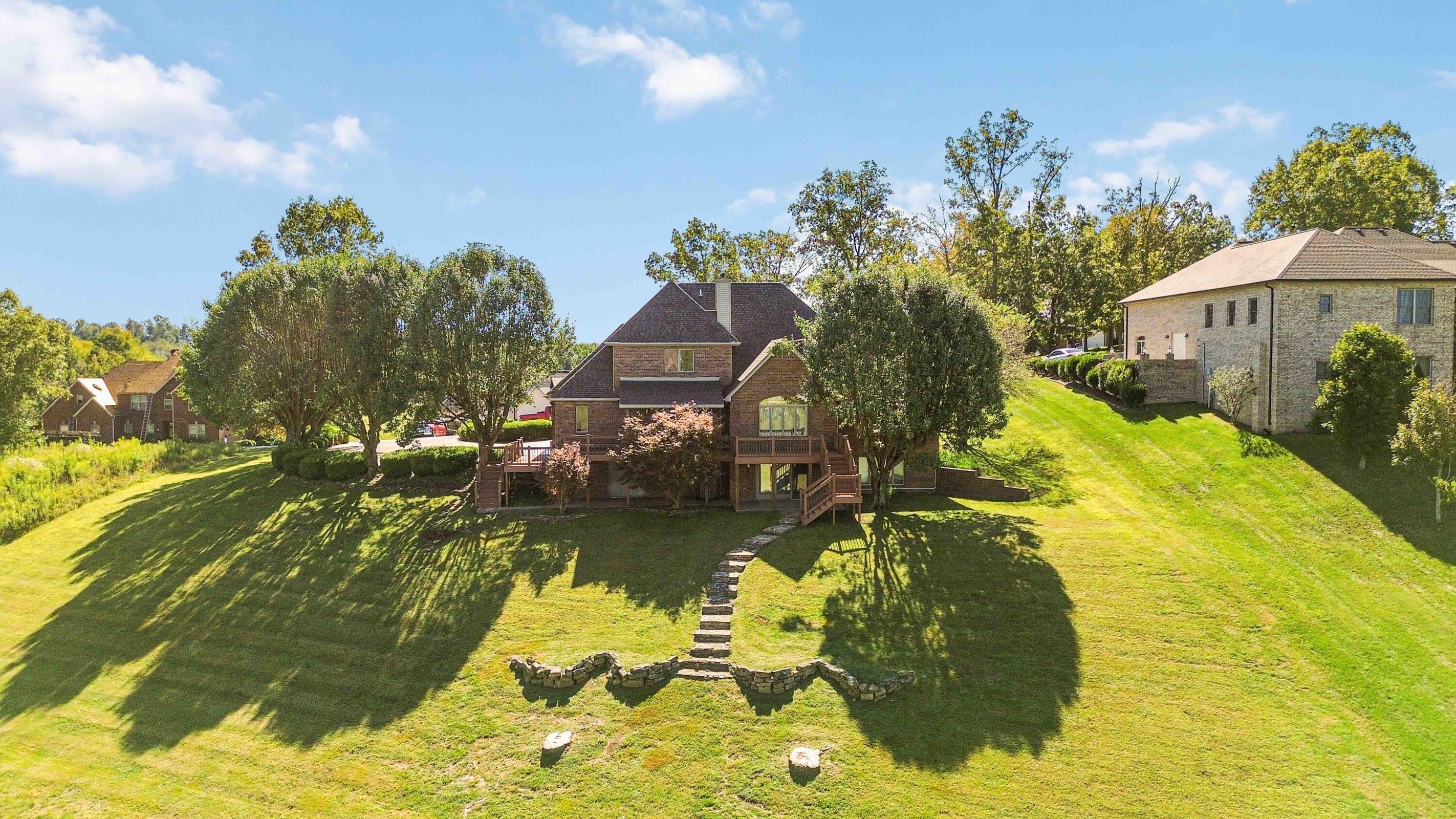 London, Kentucky, 40744, United States, 5 Bedrooms Bedrooms, ,4 BathroomsBathrooms,Residential,For Sale,2006451