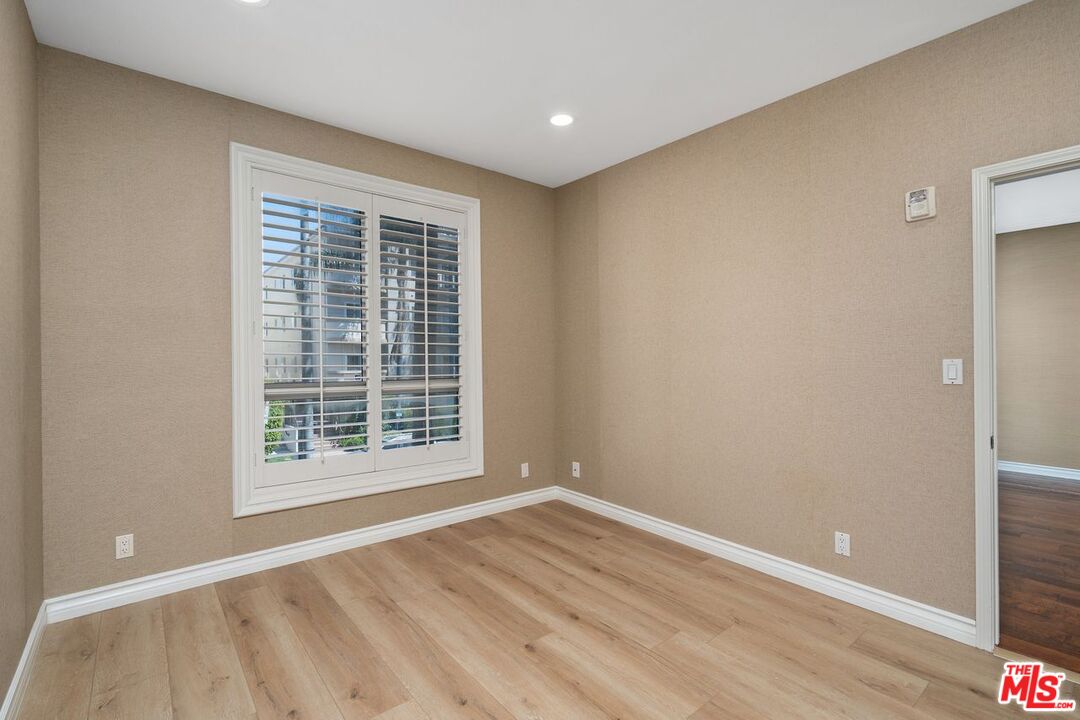 West Hollywood, California, 90048, United States, 2 Bedrooms Bedrooms, ,3 BathroomsBathrooms,Residential,For Sale,1762053
