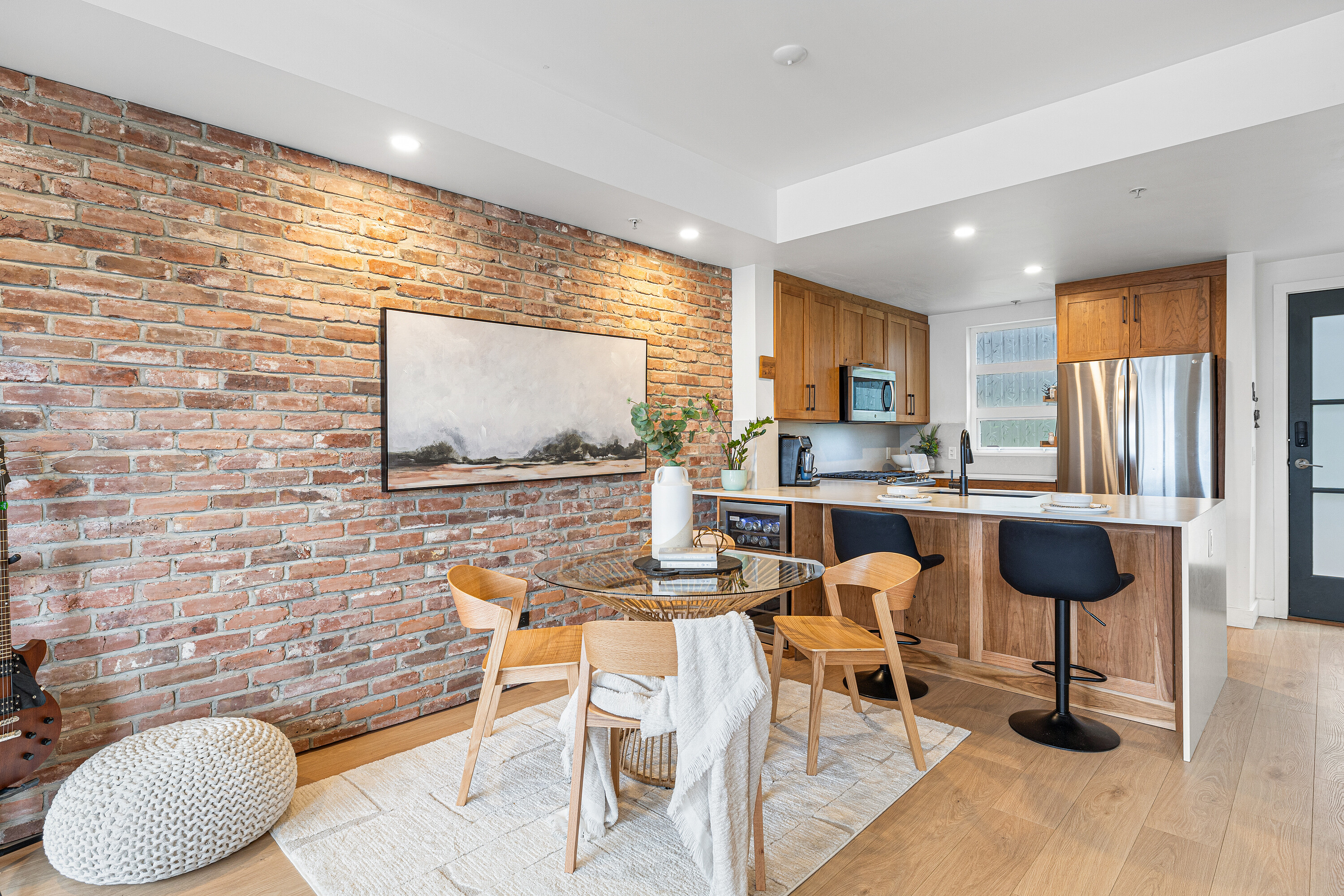  Renovated Porty Moody Townhome - 物件實景
