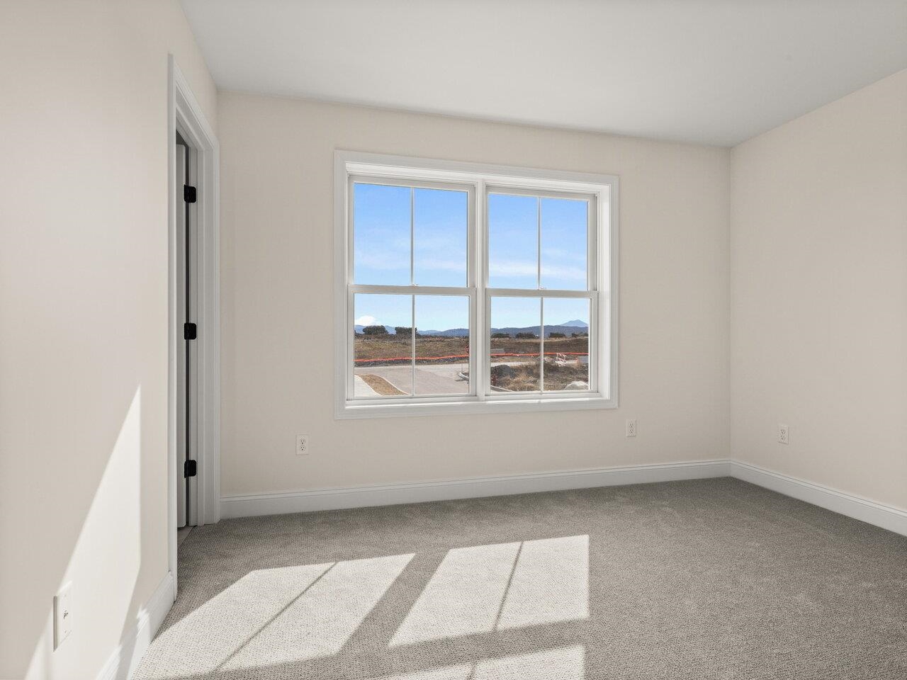 South Burlington, Vermont, 05403, United States, 3 Bedrooms Bedrooms, ,2 BathroomsBathrooms,Residential,For Sale,1939047