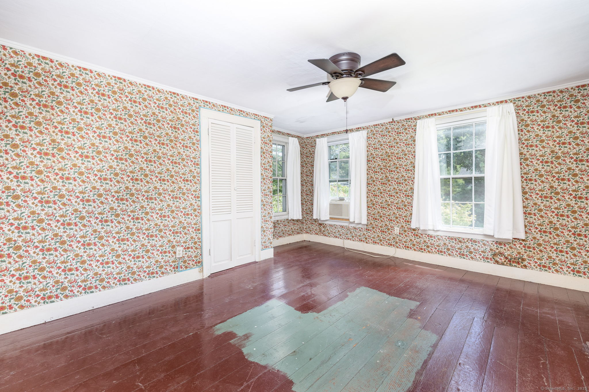 Wethersfield, Connecticut, 06109, United States, 4 Bedrooms Bedrooms, ,2 BathroomsBathrooms,Residential,For Sale,1939888