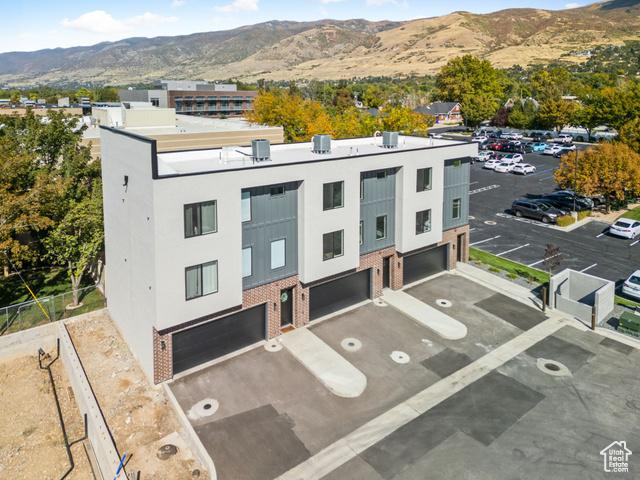 Bountiful, Utah, 84010, United States, 2 Bedrooms Bedrooms, ,3 BathroomsBathrooms,Residential,For Sale,1974498