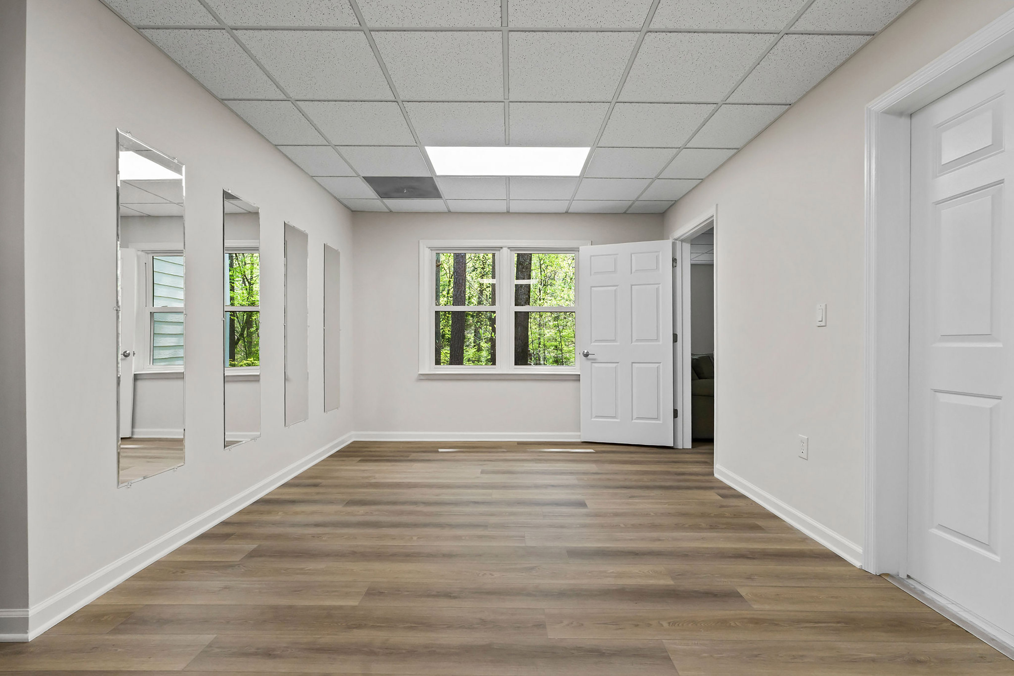  Roswell Home Blends Charm, Privacy and Location - 物件實景