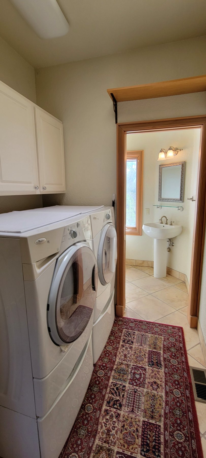 Silver City, New Mexico, 88061, United States, 4 Bedrooms Bedrooms, ,5 BathroomsBathrooms,Residential,For Sale,1973737