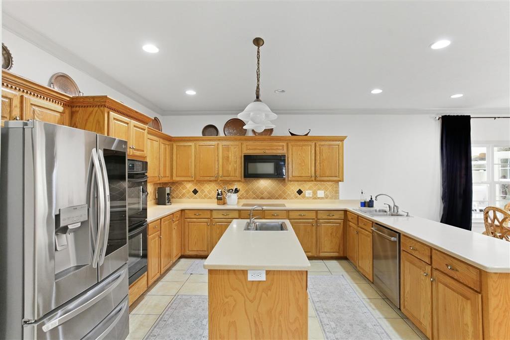 Lake Charles, Louisiana, 70605, United States, 4 Bedrooms Bedrooms, ,4 BathroomsBathrooms,Residential,For Sale,2022489