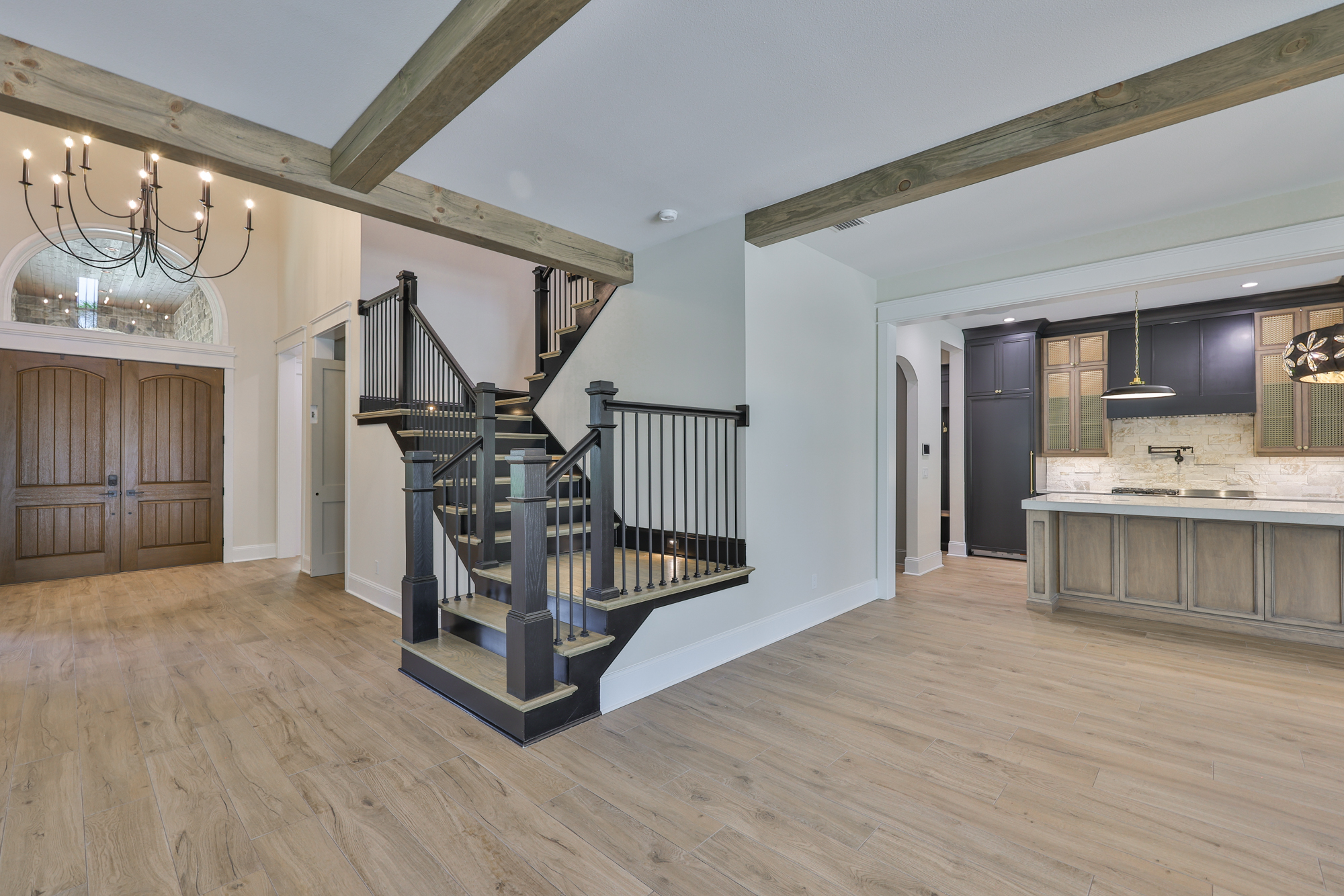 Tampa, Florida, 33629, United States, 5 Bedrooms Bedrooms, ,6 BathroomsBathrooms,Residential,For Sale,1974483