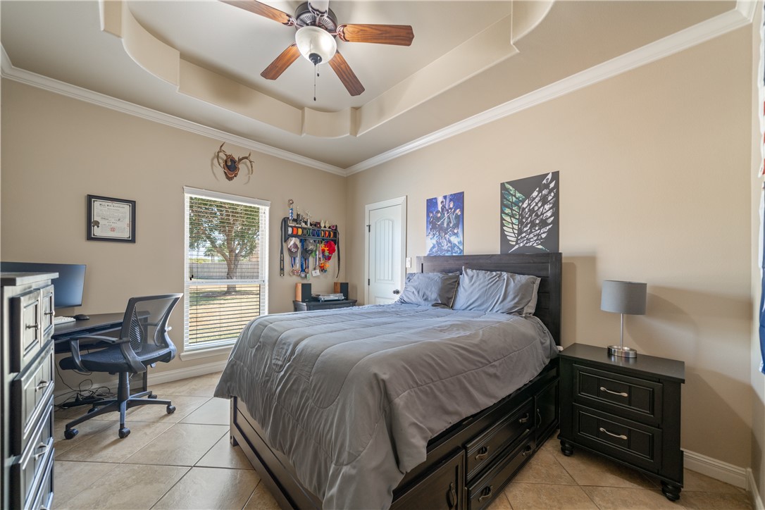 Corpus Christi, Texas, 78414, United States, 5 Bedrooms Bedrooms, ,4 BathroomsBathrooms,Residential,For Sale,1941748