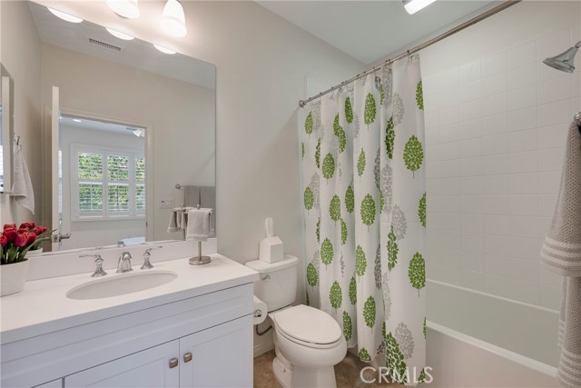 Irvine, California, 92620, United States, 2 Bedrooms Bedrooms, ,2 BathroomsBathrooms,Residential,For Sale,1895073
