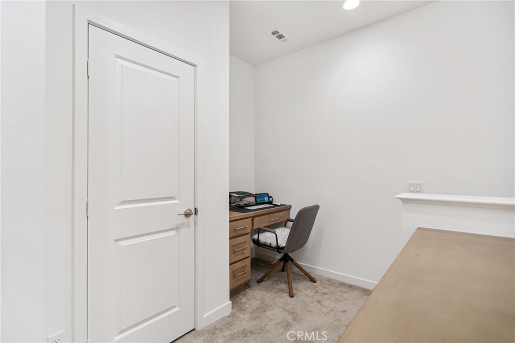 Temecula, California, 92591, United States, 2 Bedrooms Bedrooms, ,3 BathroomsBathrooms,Residential,For Sale,1931289