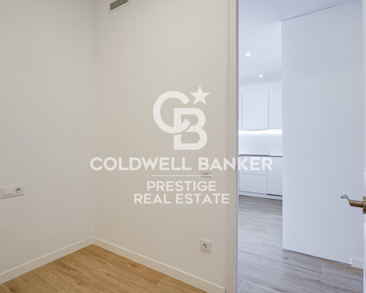 Barcelona, Catalonia, ES, 3 Bedrooms Bedrooms, ,2 BathroomsBathrooms,Residential,For Sale,1964979