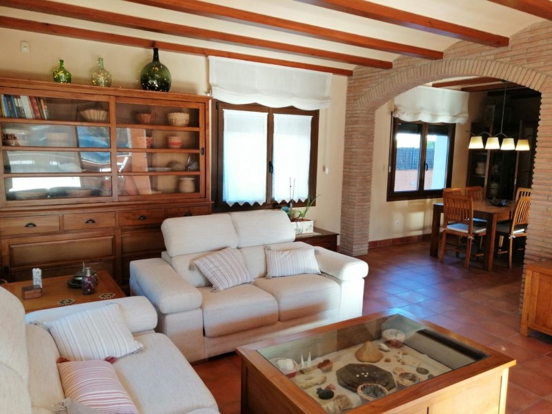 Girona, Mont-ras, Roqueta Girona, Mont-ras, Roquet, Mont-ras, Catalonia, ES, 4 Bedrooms Bedrooms, ,2 BathroomsBathrooms,Residential,For Sale,Girona, Mont-ras, Roqueta Girona, Mont-ras, Roquet,1627319