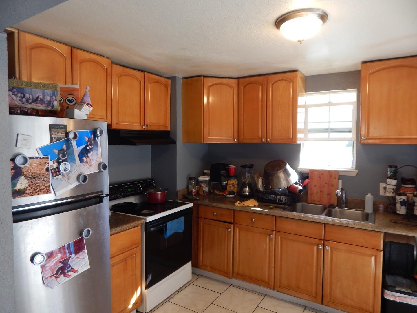 San Jose - Central, California, 95116, United States, 3 Bedrooms Bedrooms, ,2 BathroomsBathrooms,Residential,For Sale,1735453