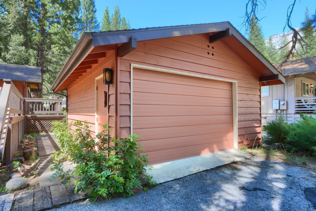 Wawona, California, 95389, United States, 3 Bedrooms Bedrooms, ,2 BathroomsBathrooms,Residential,For Sale,1835997