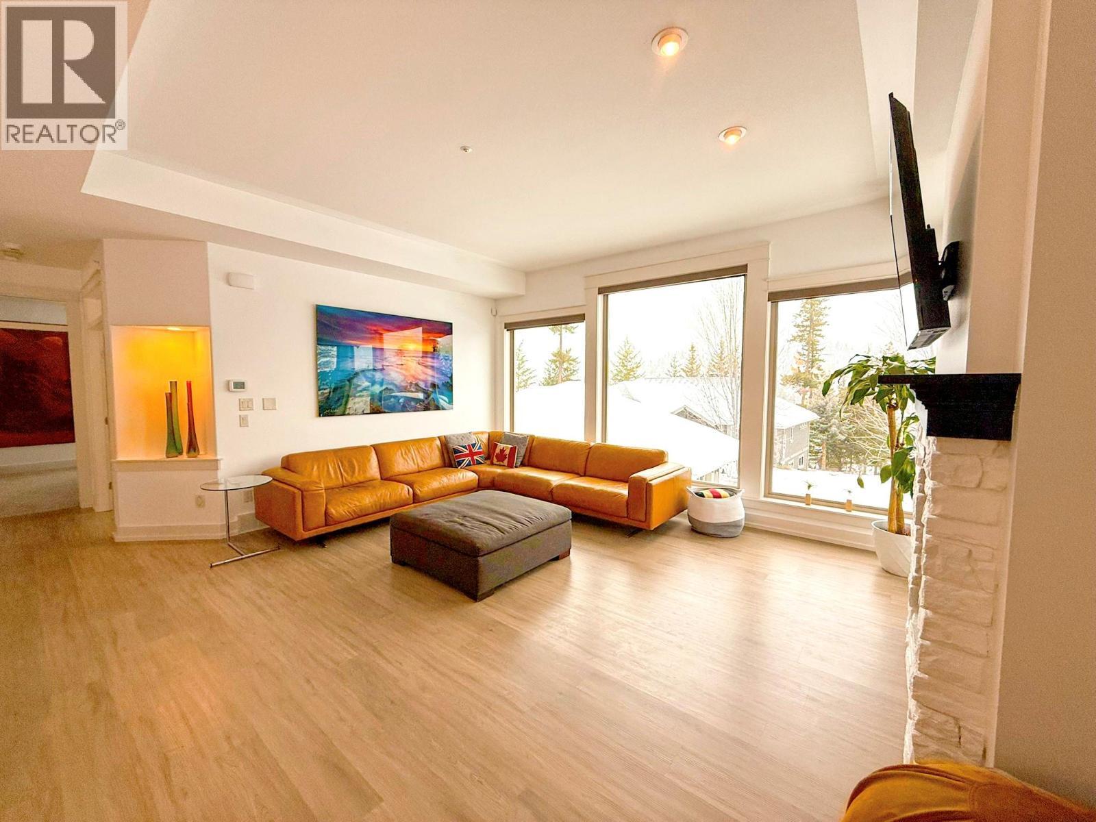 VERNON, British Columbia, V1H 1Y5, CA, 4 Bedrooms Bedrooms, ,2 BathroomsBathrooms,Residential,For Sale,1948063