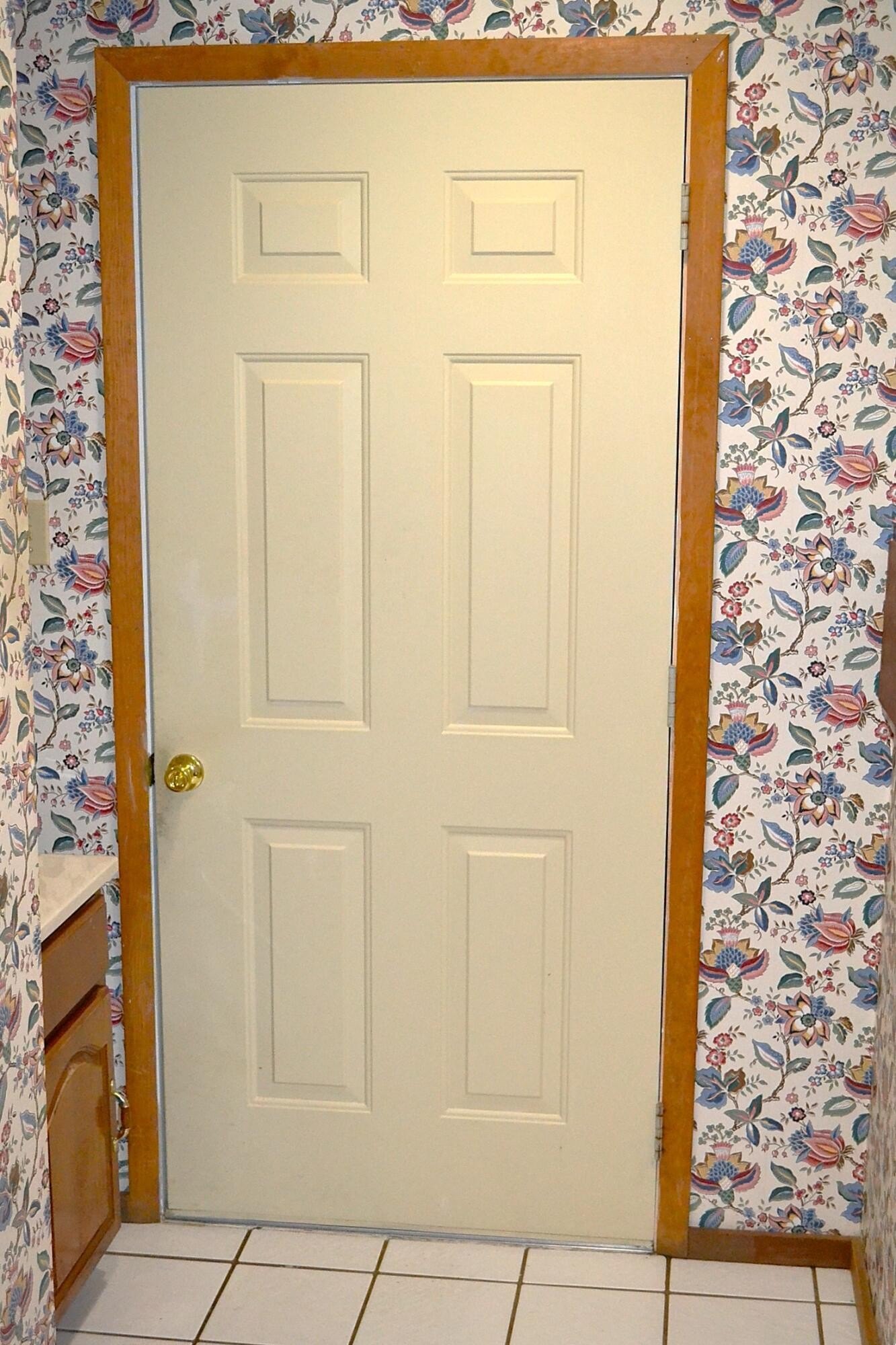 Lewisburg, West Virginia, 24901, United States, 6 Bedrooms Bedrooms, ,3 BathroomsBathrooms,Residential,For Sale,1940620