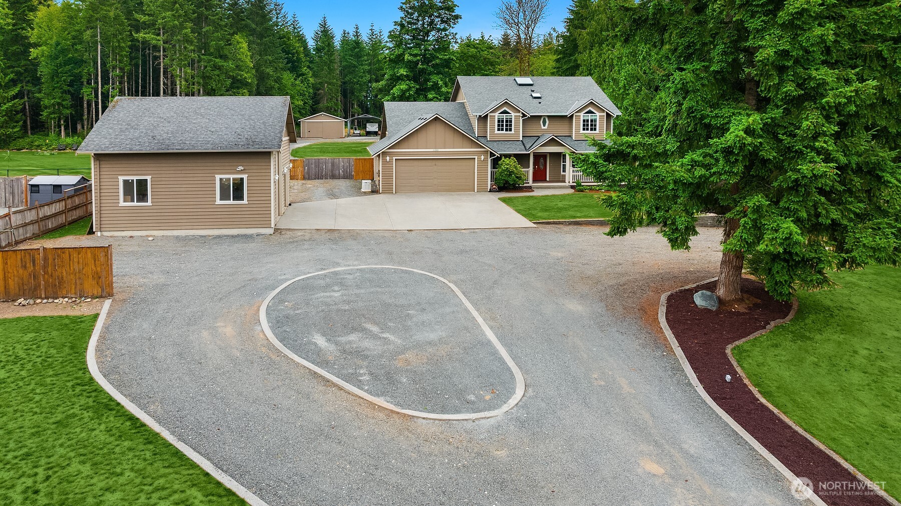 Lake Stevens, Washington, 98258, United States, 4 Bedrooms Bedrooms, ,2 BathroomsBathrooms,Residential,For Sale,1901328