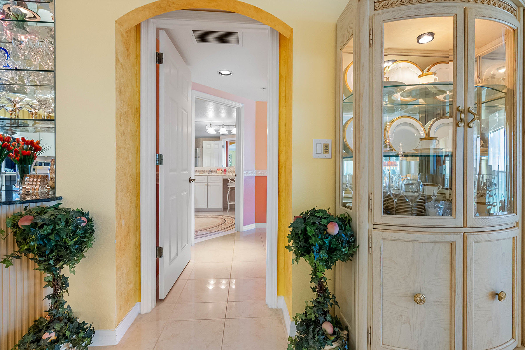  TIDES BEACH CLUB CONDO - 物件實景