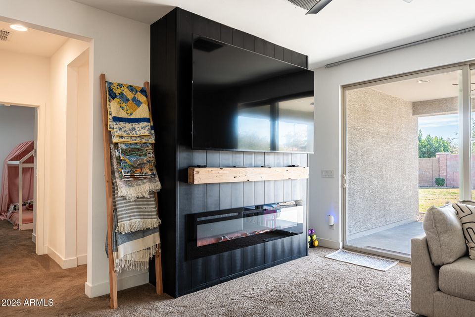 Surprise, Arizona, 85388, United States, 5 Bedrooms Bedrooms, ,Residential,For Sale,2011376