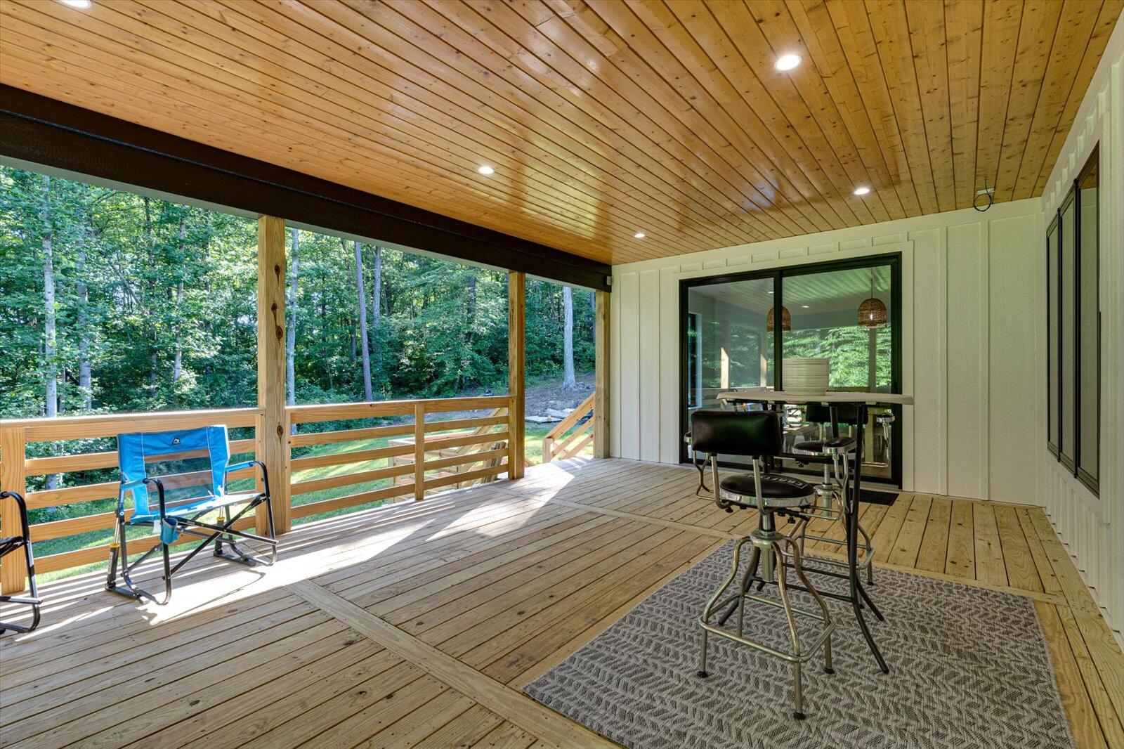 Whitwell, Tennessee, 37397, United States, 3 Bedrooms Bedrooms, ,3 BathroomsBathrooms,Residential,For Sale,1923517