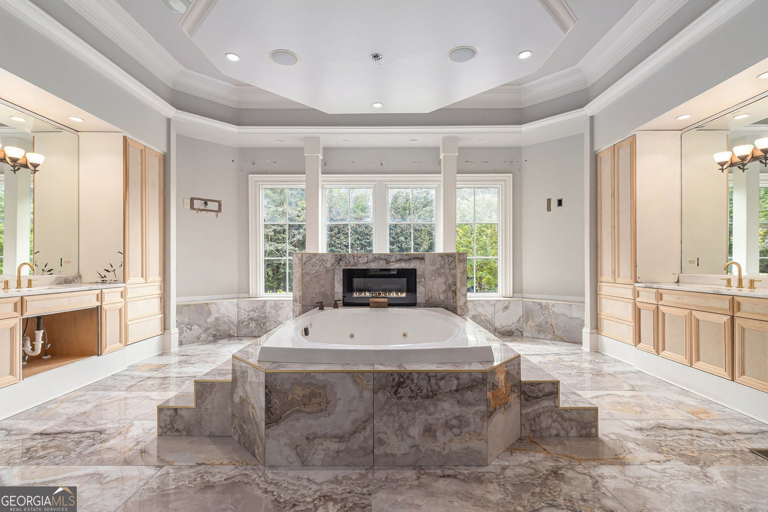 Roswell, Georgia, 30075, United States, 9 Bedrooms Bedrooms, ,15 BathroomsBathrooms,Residential,For Sale,1953234