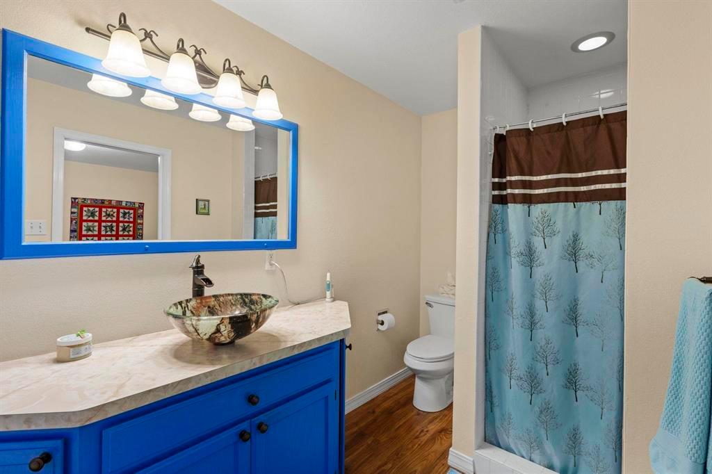 Durango, Colorado, 81301, United States, 3 Bedrooms Bedrooms, ,2 BathroomsBathrooms,Residential,For Sale,1949402
