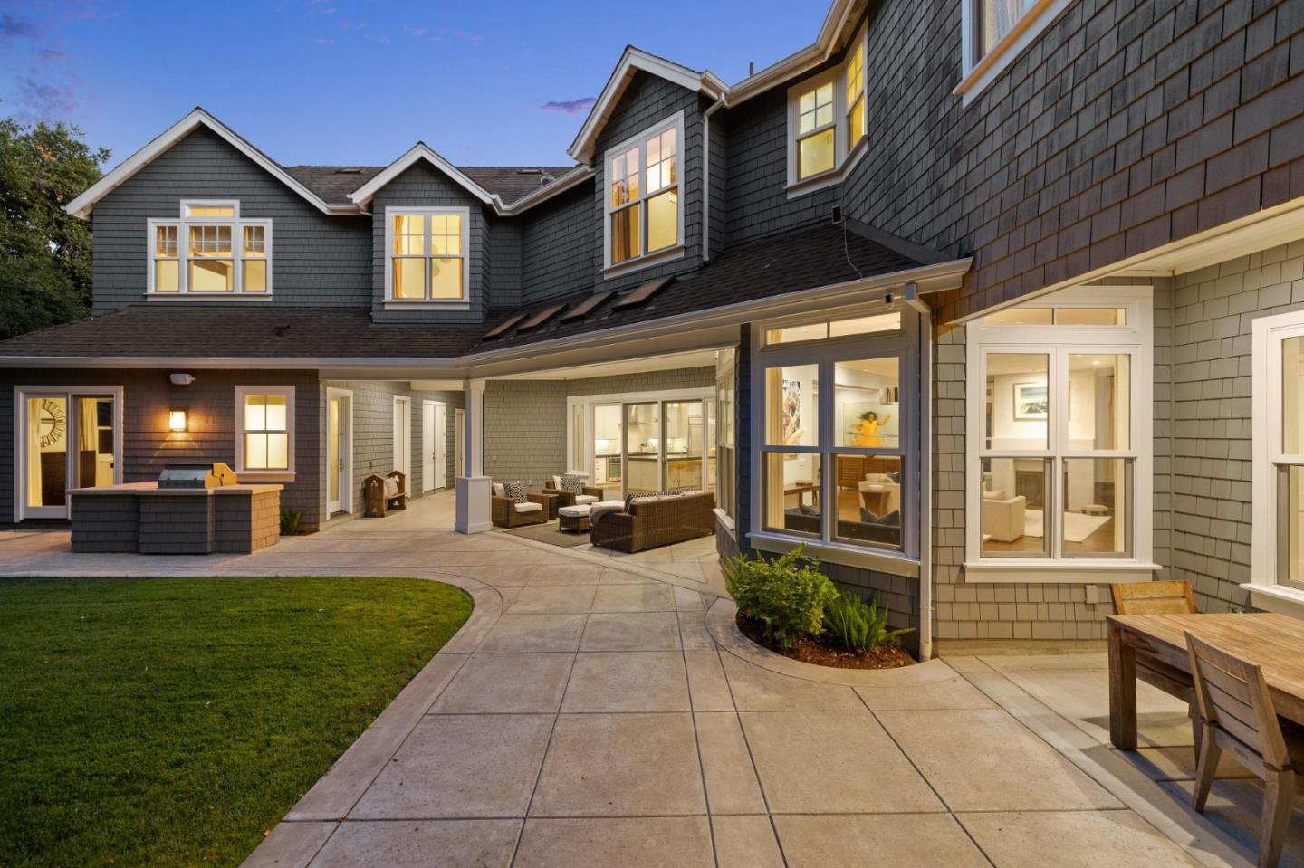 Menlo Park, California, 94025, United States, 6 Bedrooms Bedrooms, ,6 BathroomsBathrooms,Residential,For Sale,1939907