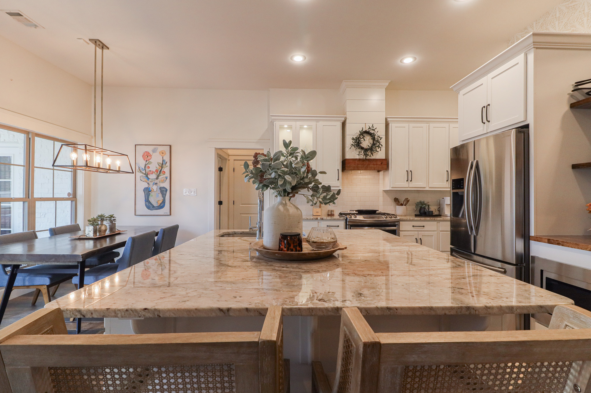 Jonesboro, Arkansas, 72404, United States, 5 Bedrooms Bedrooms, ,4 BathroomsBathrooms,Residential,For Sale,1993418