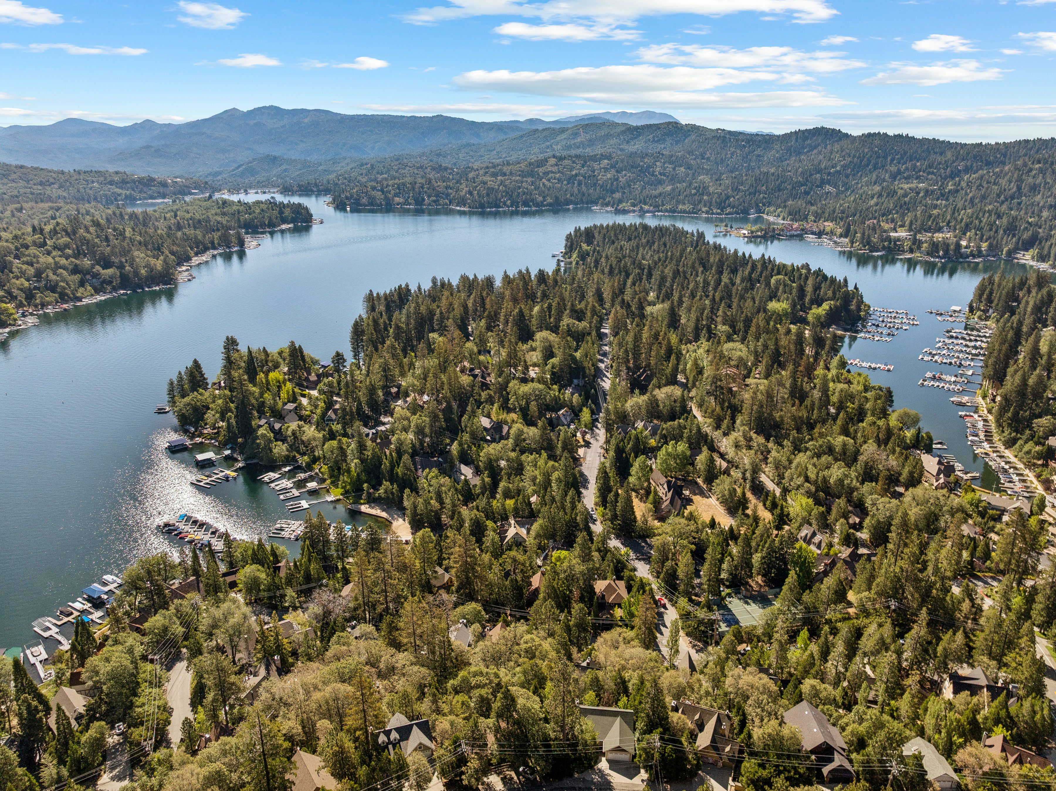  27956 High Knoll Road, Lake Arrowhead, CA 92352 - 物件實景