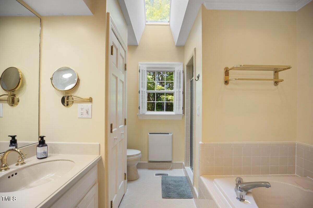 Rocky Mount, North Carolina, 27804, United States, 4 Bedrooms Bedrooms, ,5 BathroomsBathrooms,Residential,For Sale,1900996