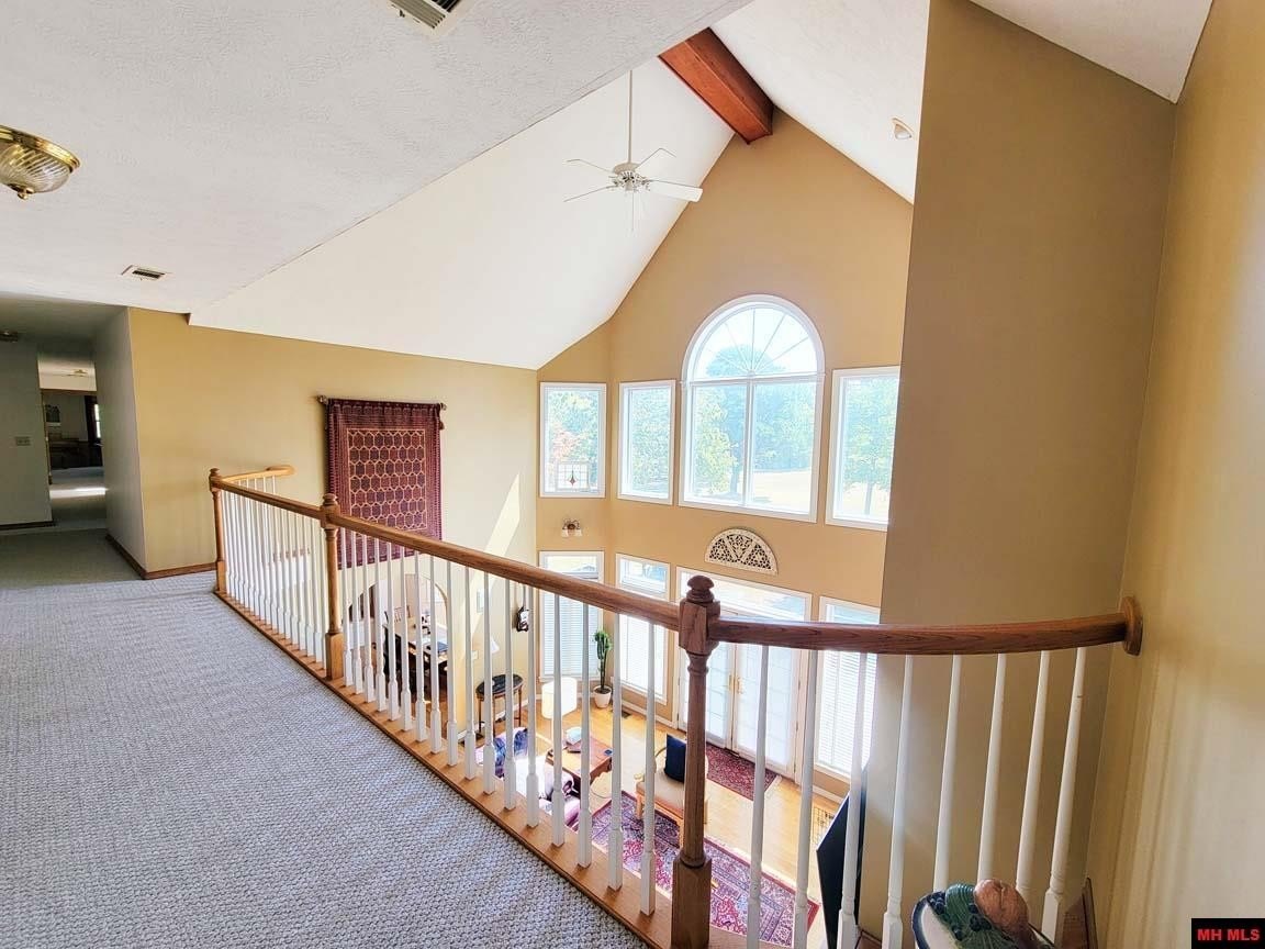 Mountain Home, Arkansas, 72653, United States, 4 Bedrooms Bedrooms, ,5 BathroomsBathrooms,Residential,For Sale,2018270