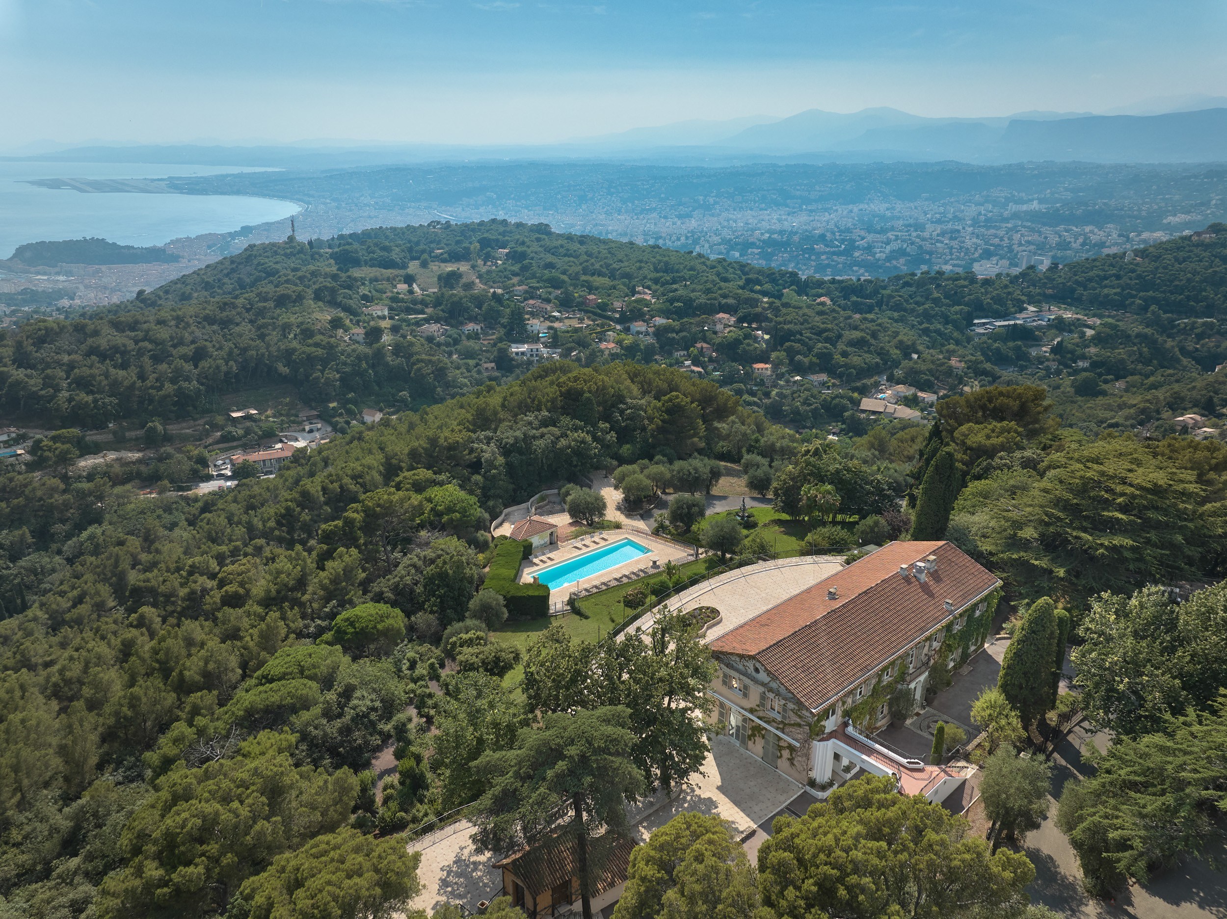  Luxury Estate with Breathtaking Views for Sale in Villefranche-sur-Mer - 物件實景