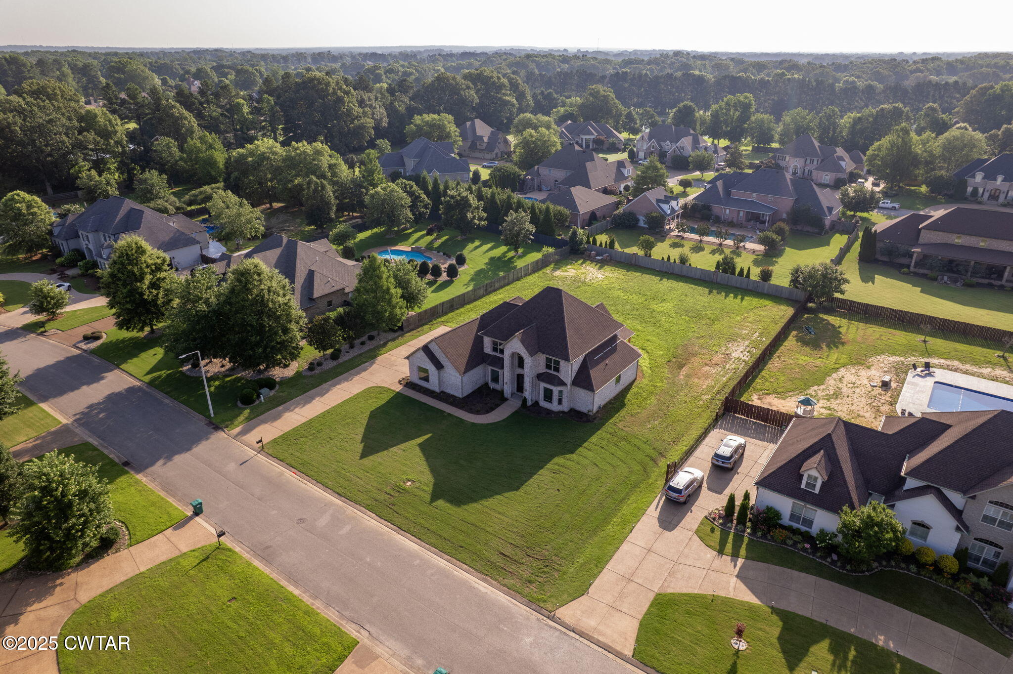 Jackson, Tennessee, 38305, United States, 5 Bedrooms Bedrooms, ,4 BathroomsBathrooms,Residential,For Sale,1868801