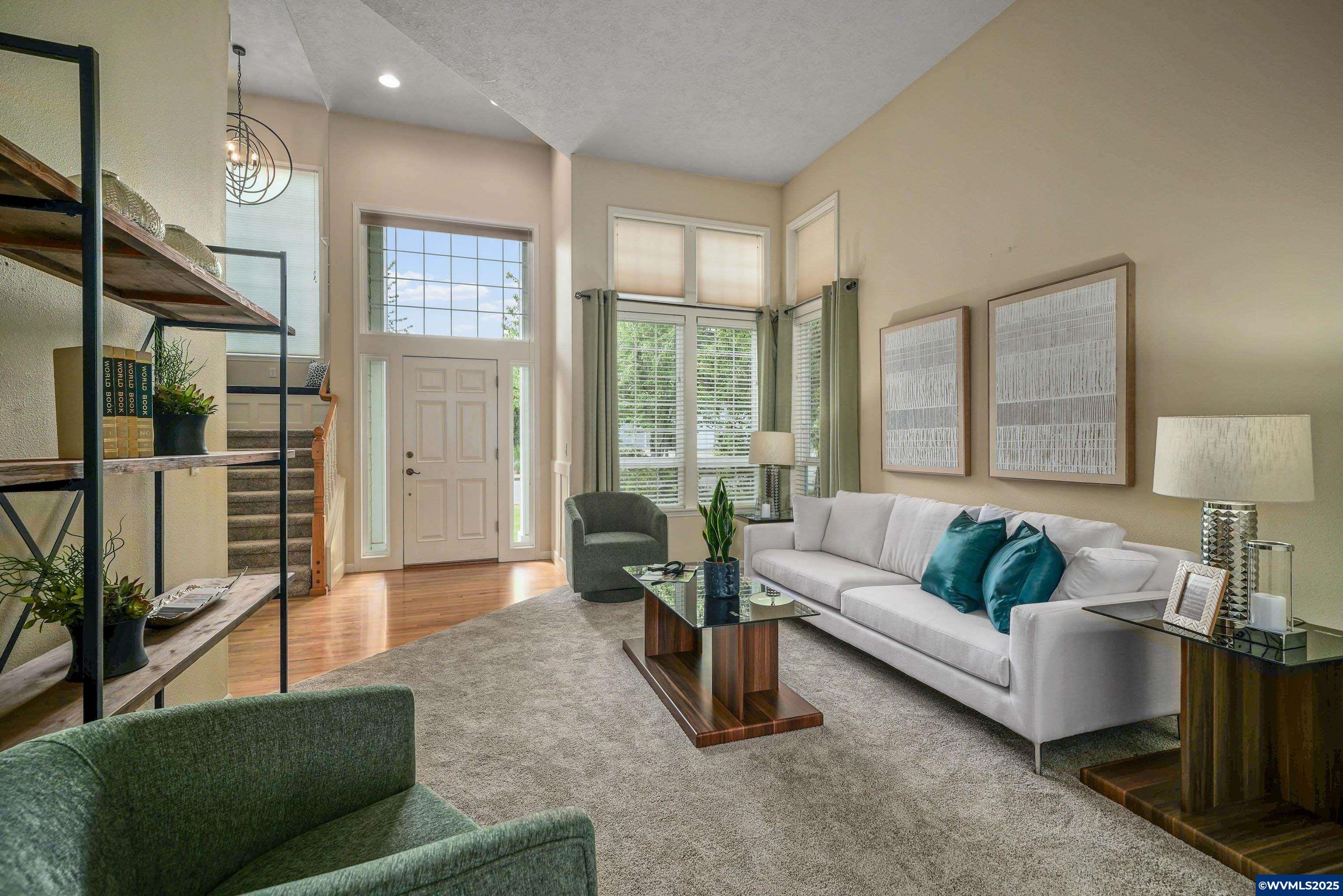 Salem, Oregon, 97306, United States, 5 Bedrooms Bedrooms, ,4 BathroomsBathrooms,Residential,For Sale,1786457