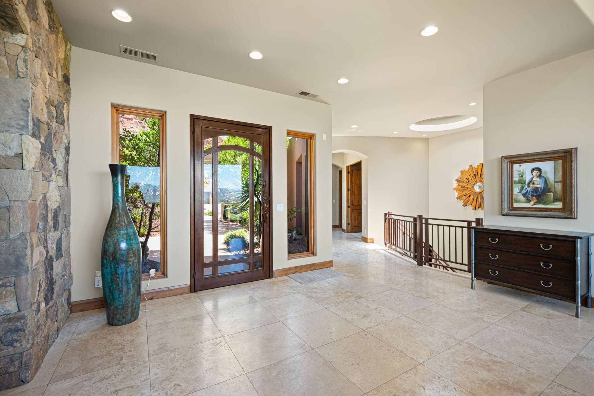 St George, Utah, 84770, United States, 6 Bedrooms Bedrooms, ,7 BathroomsBathrooms,Residential,For Sale,2049159