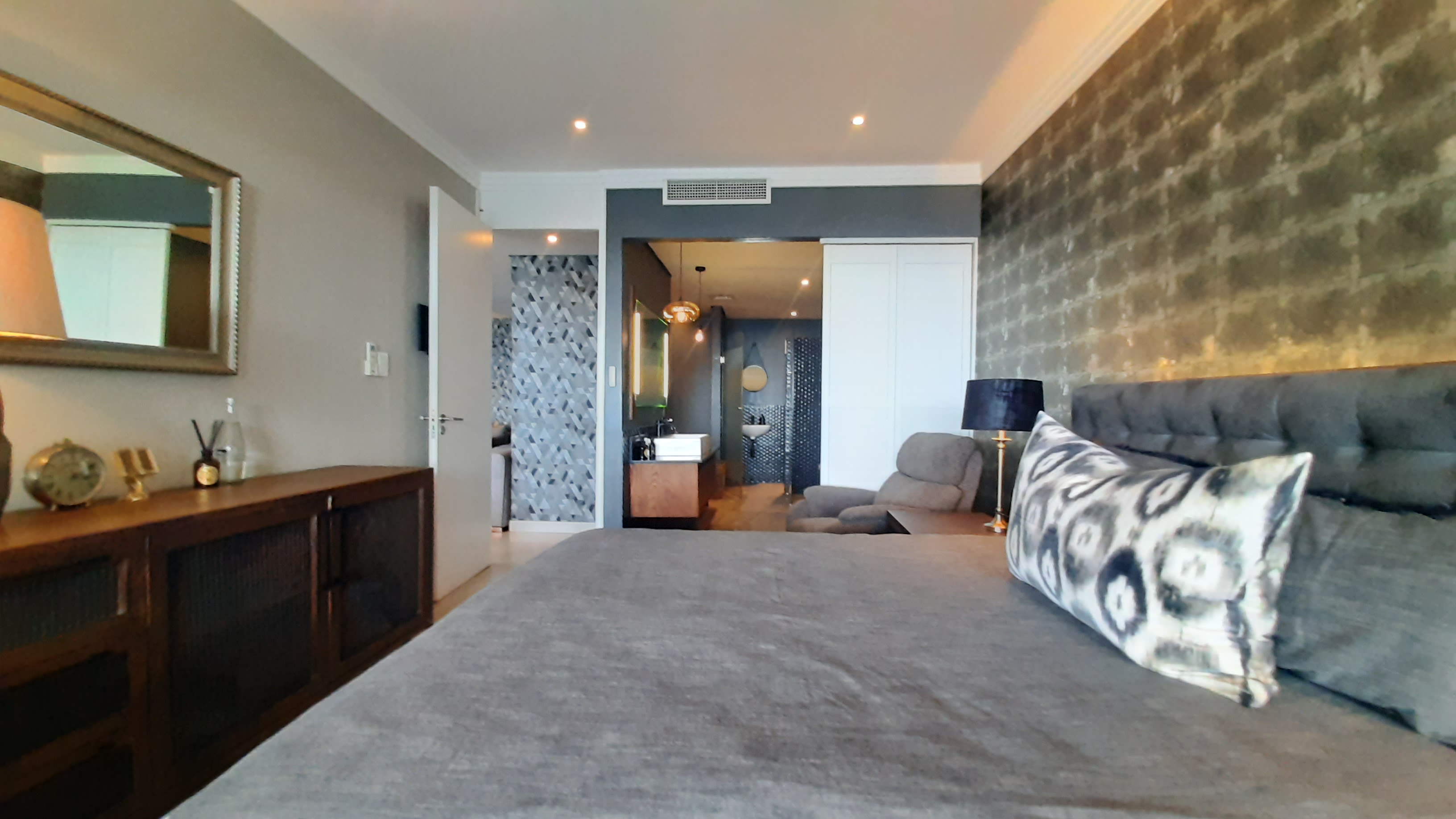  Contemporary Coastal Apartment with Private Pool and Panoramic Sea Views in Simb - 物件實景