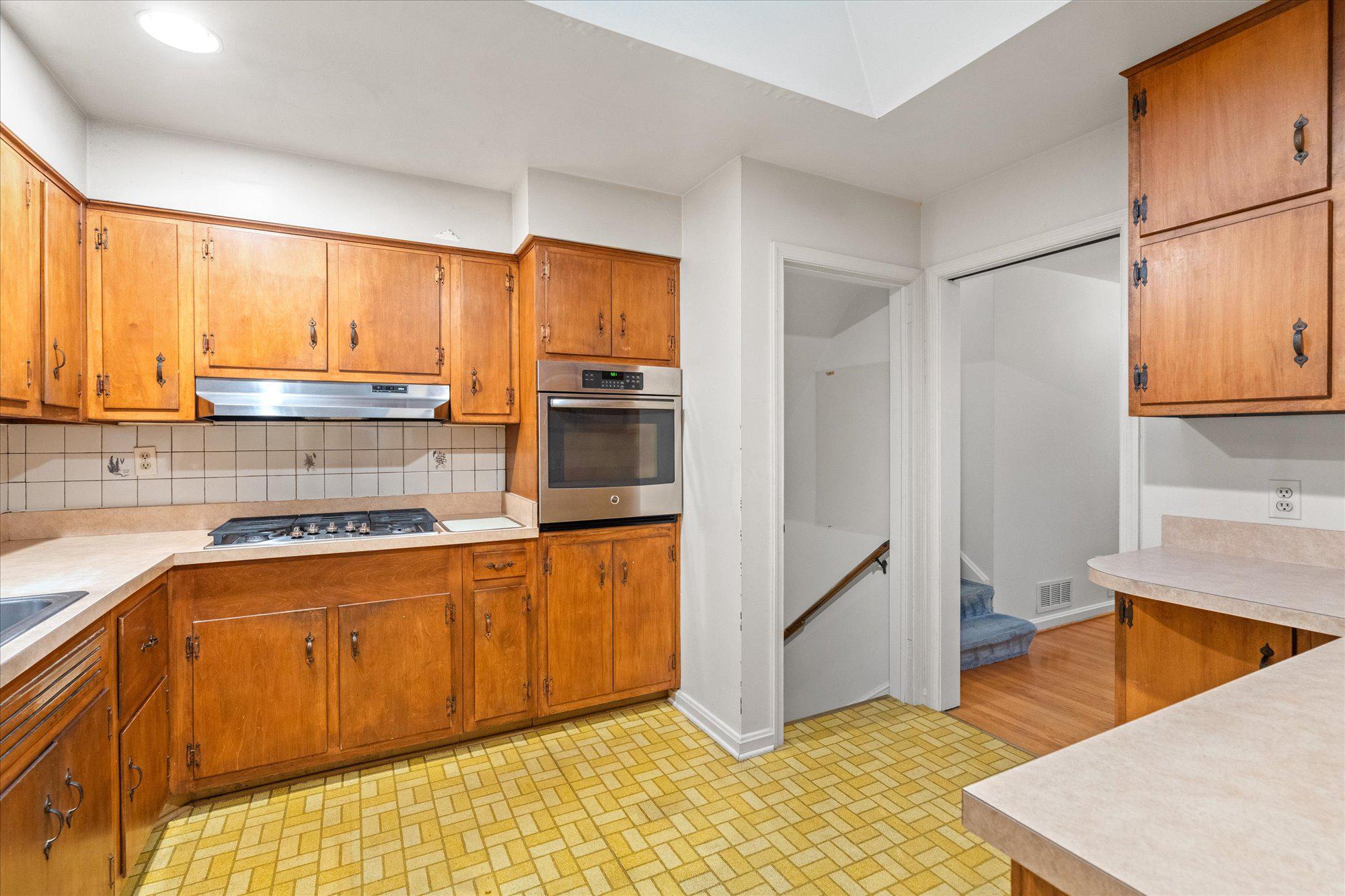 8316 Ashwood Drive, Alexandria, VA, 22308 - 物件實景