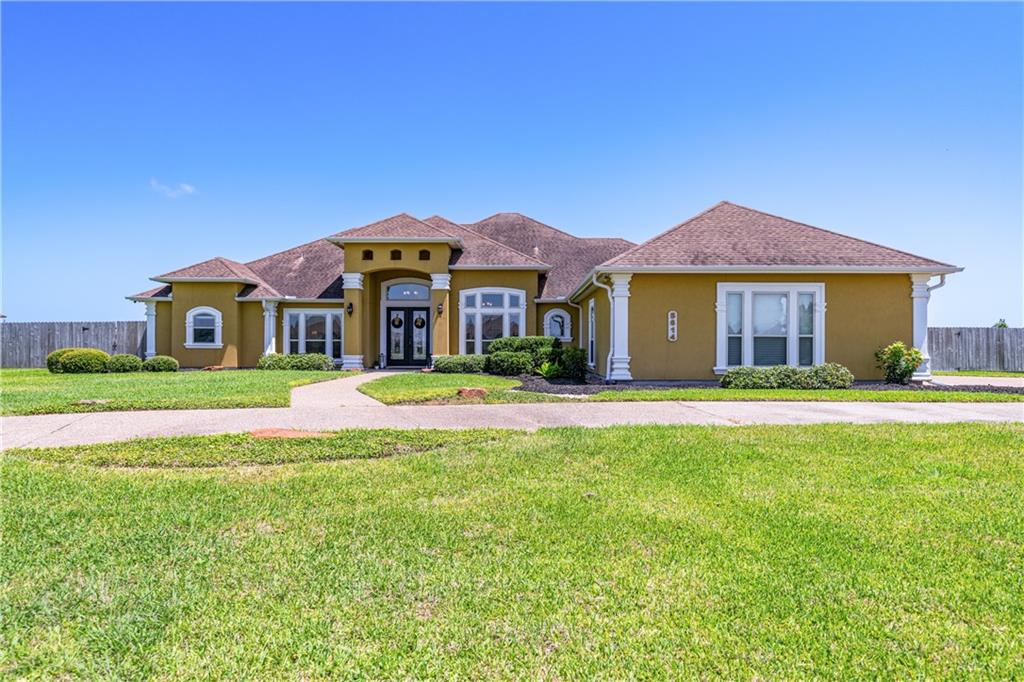 Corpus Christi, Texas, 78414, United States, 4 Bedrooms Bedrooms, ,3 BathroomsBathrooms,Residential,For Sale,1868505