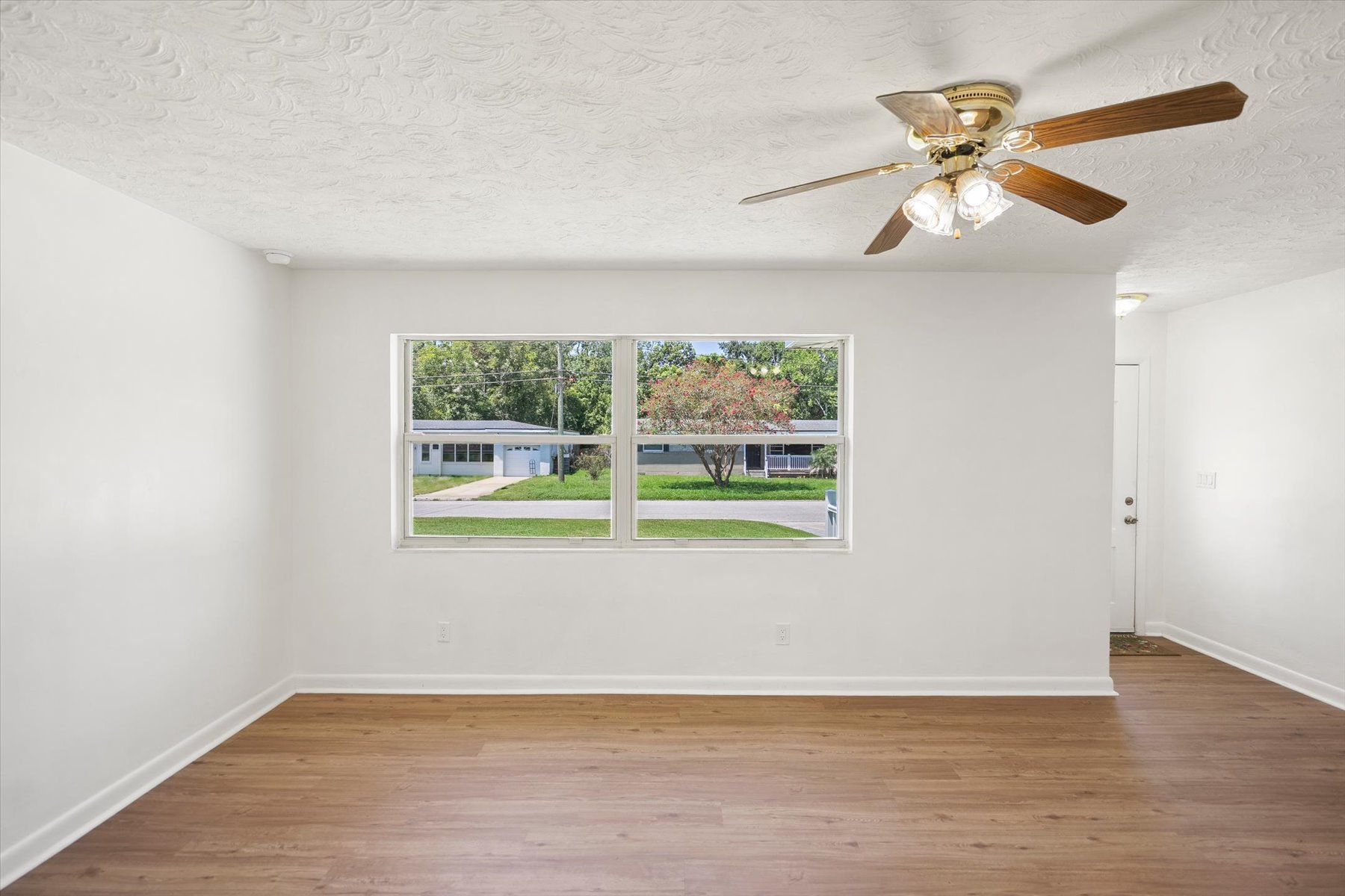  2125 W Lou Drive, Jacksonville, FL, 32216 - 物件實景