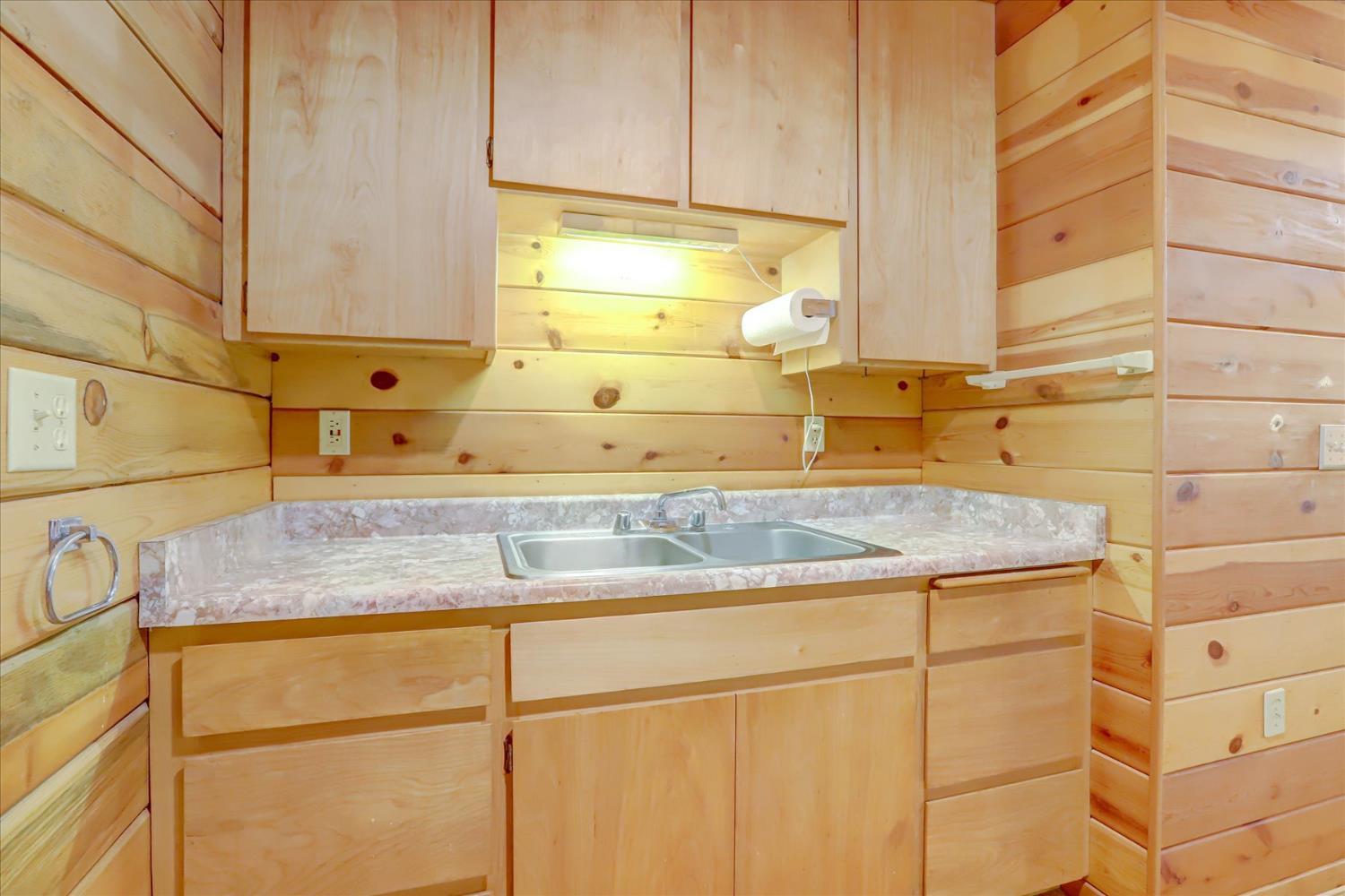 Nevada City, California, 95959, United States, 3 Bedrooms Bedrooms, ,4 BathroomsBathrooms,Residential,For Sale,1974828