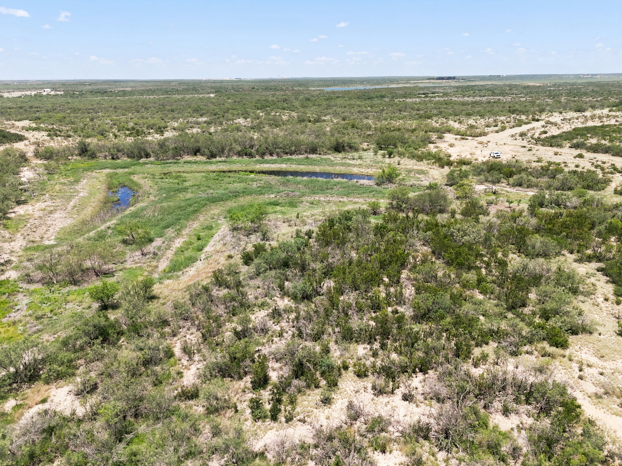  3,640+/- Acre Rosita Lake Ranch - 物件實景