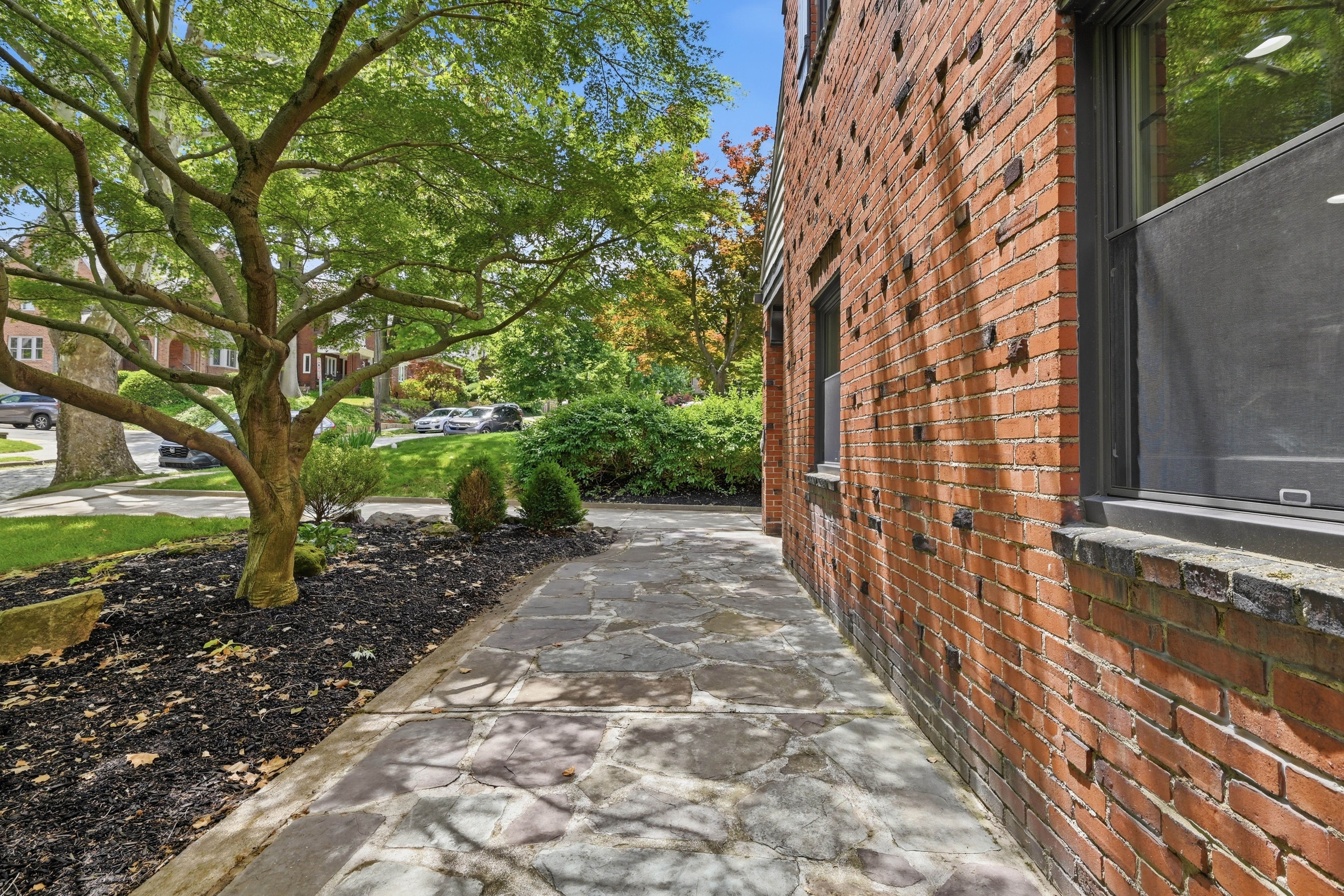  1264 Bellerock Street, Pittsburgh, PA 15217 - 物件實景