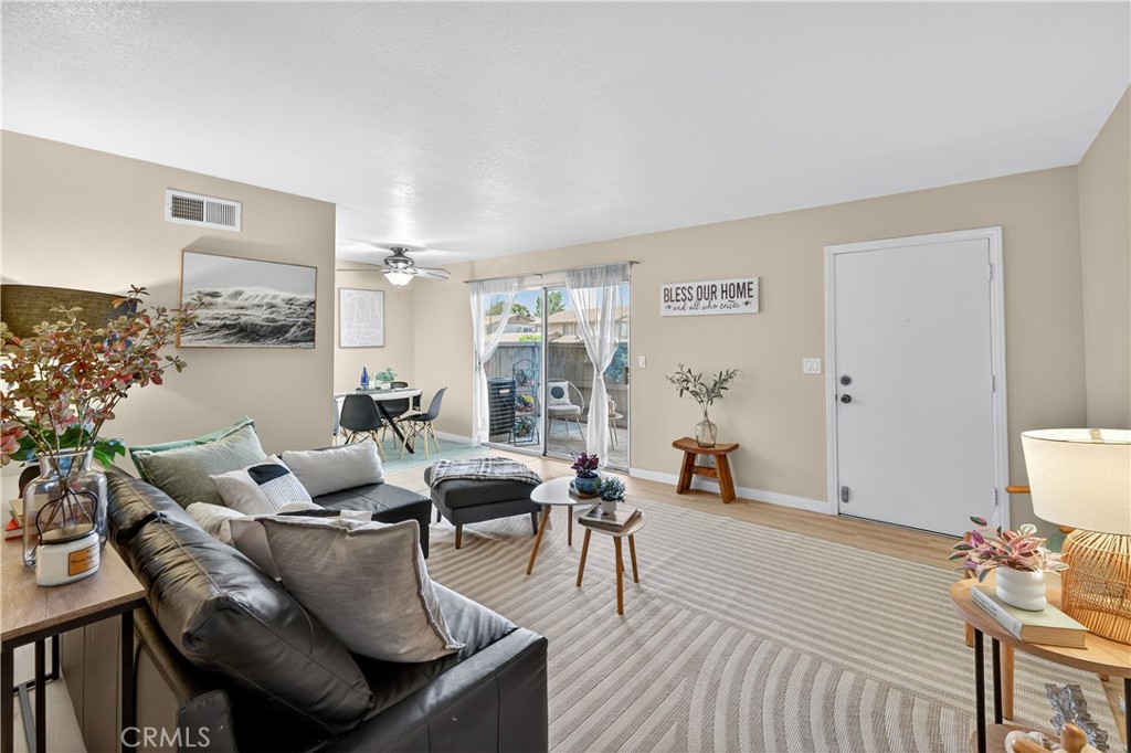 Hacienda Heights, California, 91745, United States, 2 Bedrooms Bedrooms, ,2 BathroomsBathrooms,Residential,For Sale,1985650