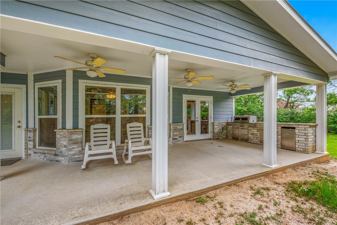 College Station, Texas, 77845, United States, 5 Bedrooms Bedrooms, ,4 BathroomsBathrooms,Residential,For Sale,1983993