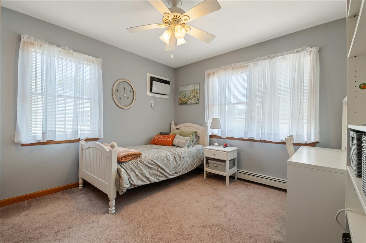 Levittown, New York, 11756, United States, 5 Bedrooms Bedrooms, ,2 BathroomsBathrooms,Residential,For Sale,1920496
