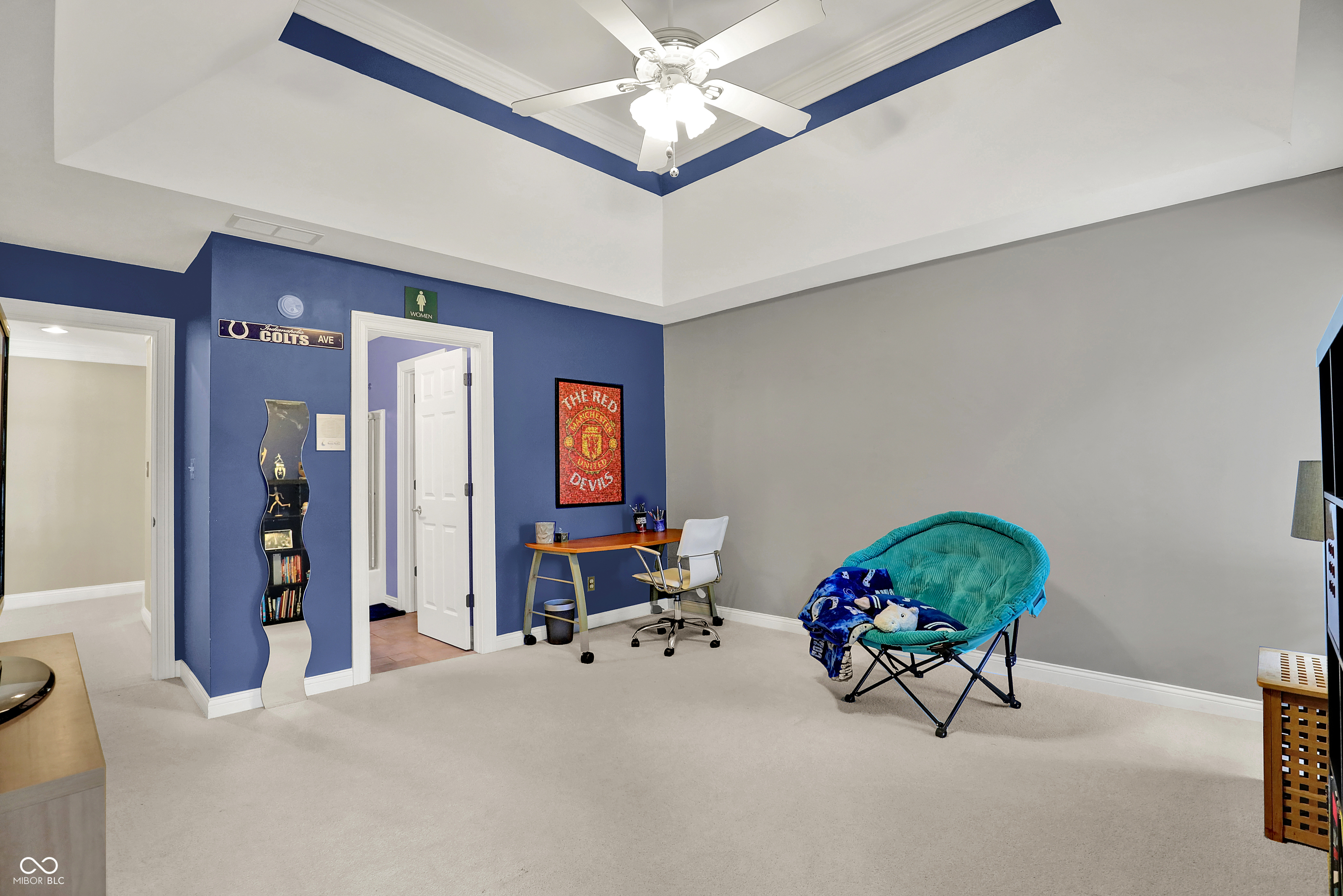 Zionsville, Indiana, 46077, United States, 5 Bedrooms Bedrooms, ,5 BathroomsBathrooms,Residential,For Sale,1978641