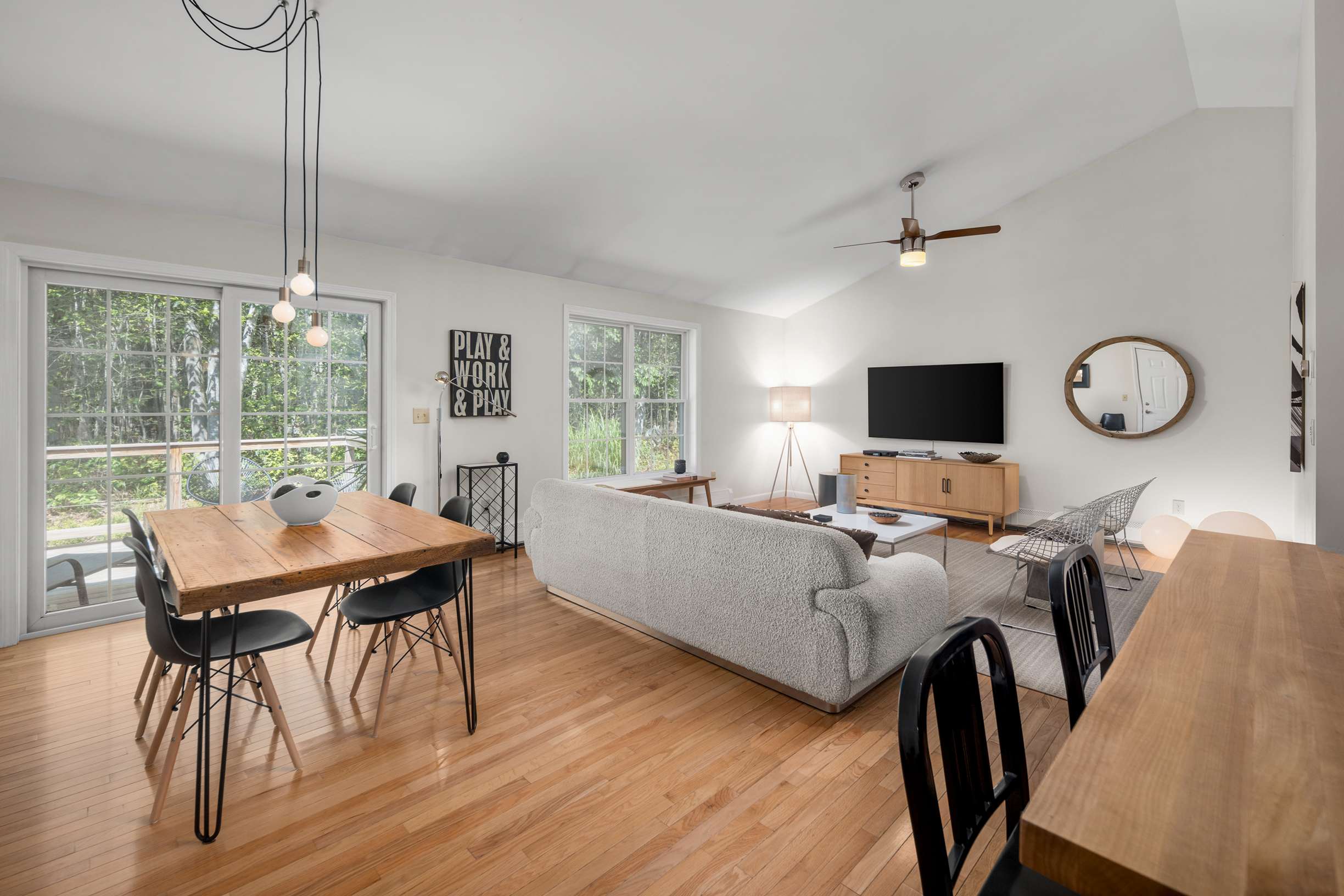  Contemporary Single Level Home on 2+ Acres in Cape Neddick - 物件實景