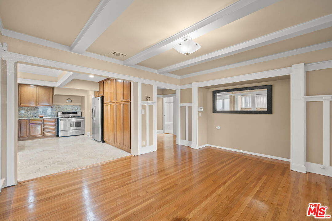 Inglewood, California, 90301, United States, 4 Bedrooms Bedrooms, ,3 BathroomsBathrooms,Residential,For Sale,1993545