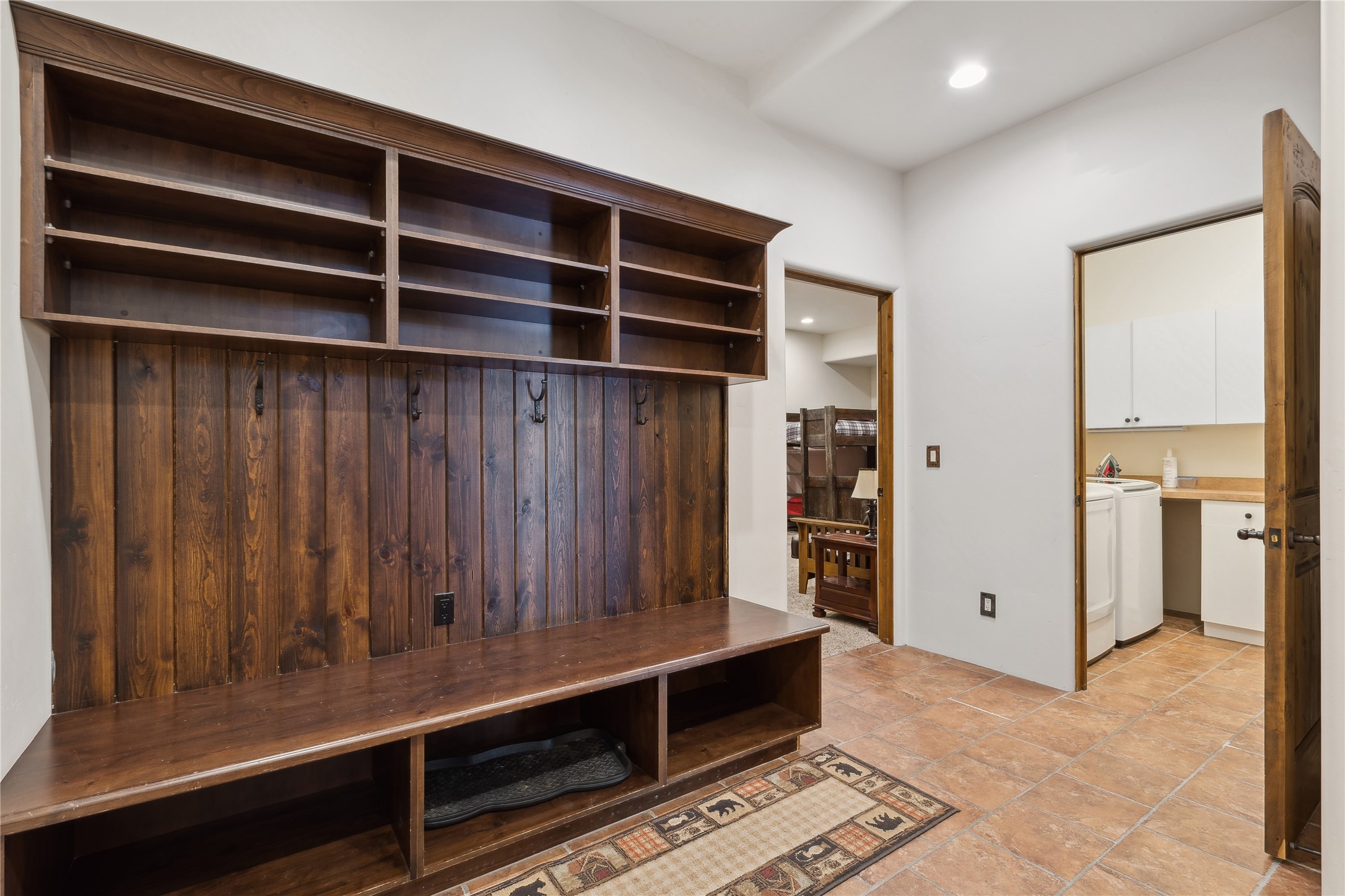  111 Slopeside Drive, Unit #7 - 物件實景