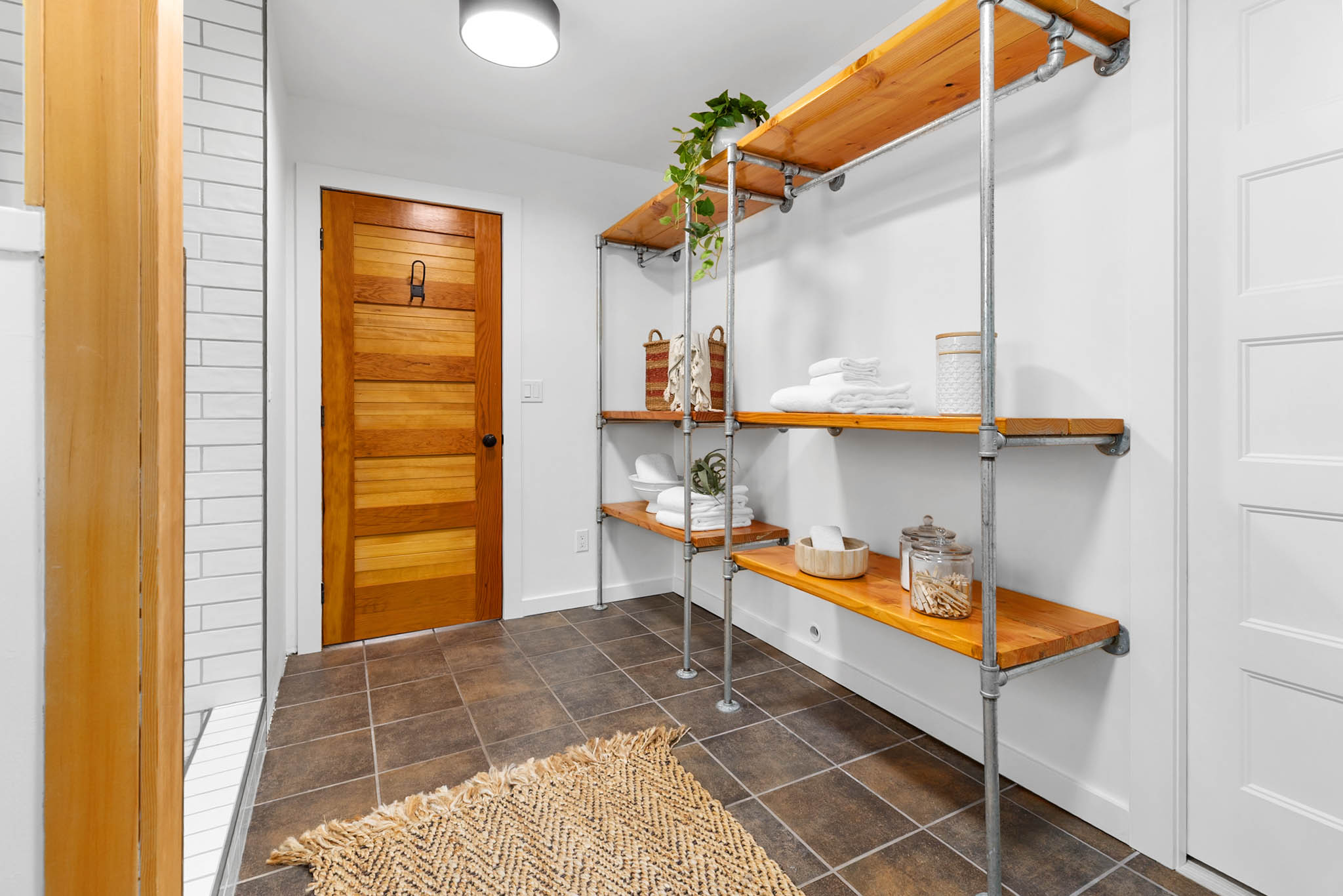  7026 Island Center RD NE, Bainbridge Island, WA 98110 - 物件實景