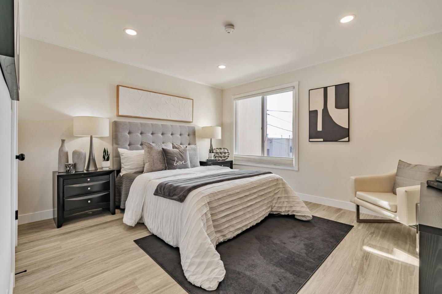 San Francisco, California, 94134, United States, 2 Bedrooms Bedrooms, ,1 BathroomBathrooms,Residential,For Sale,1926351
